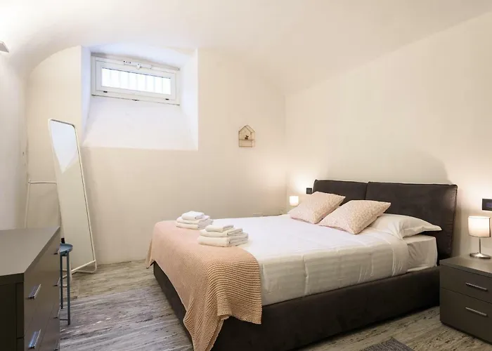 Leopardi Luxury Maison With Garden And Jacuzzi: 10 People