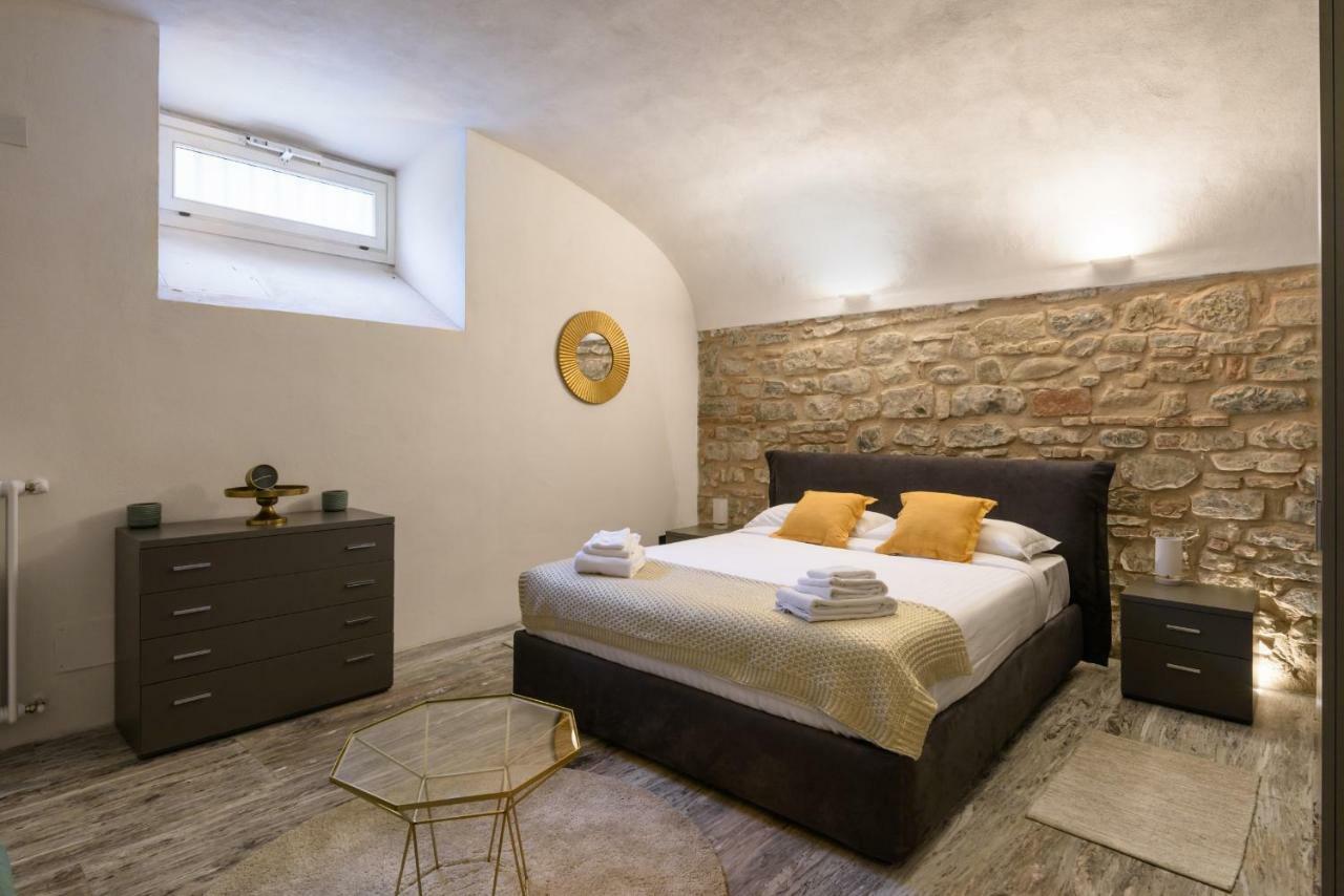 Leopardi Luxury Maison With Garden And Jacuzzi: 10 People Florence