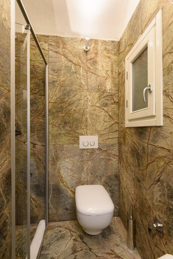 Apartment Leopardi Luxury Maison With Garden And Jacuzzi: 10 People *